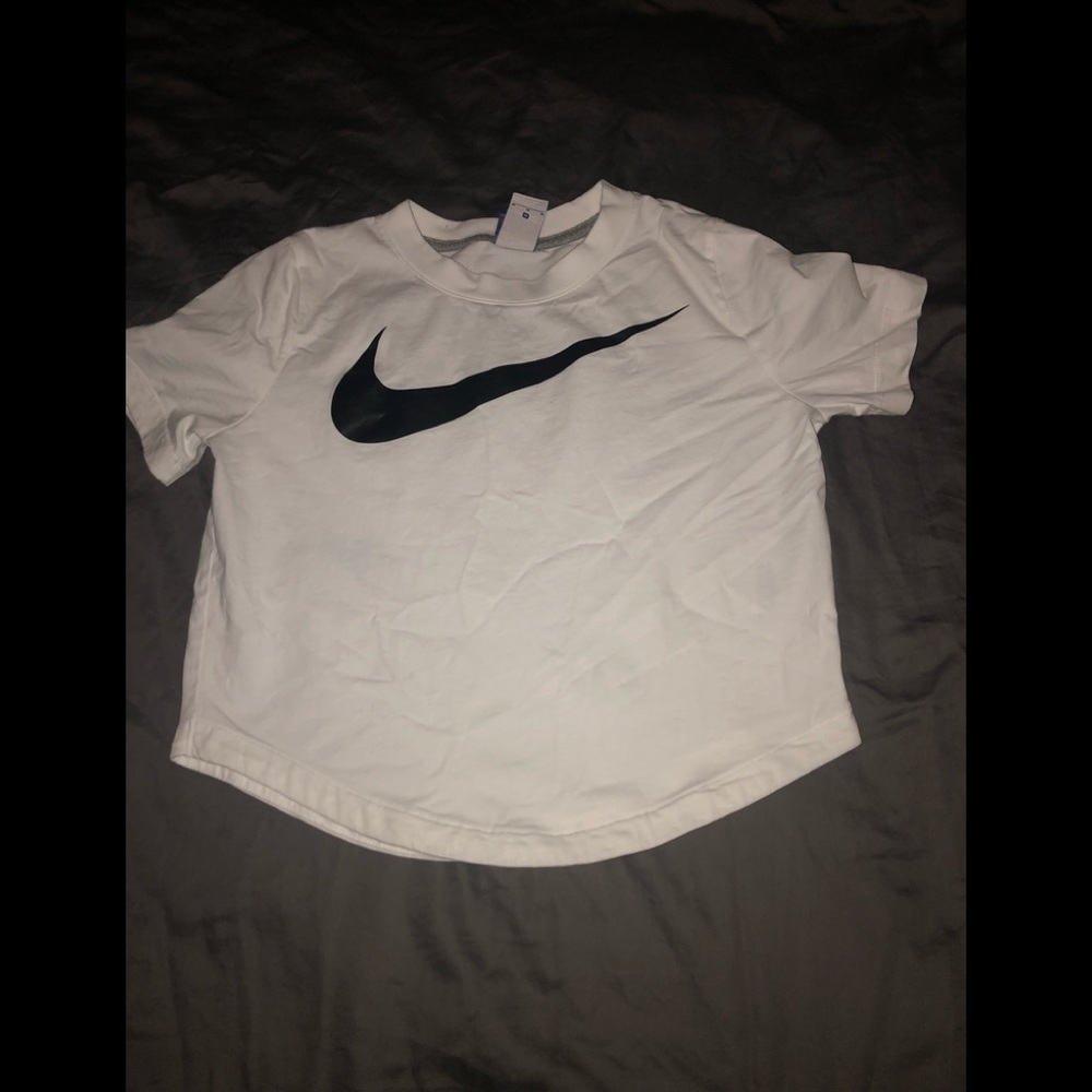 Nike Crop Top